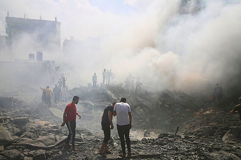Israel-Hamas Conflict Intensifies: Global Concerns Grow Israel-Hamas Conflict Intensifies: Global Concerns Grow