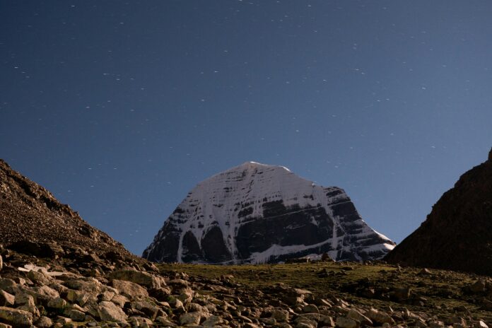 The Ministry of External Affairs is arranging the holy Kailash Mansarovar Trek after 6 years. Two routes are scheduled for the trek, one is Nathu La and the other is Lipulekh Pass. Only 750 pilgrims are accepted for this trek.