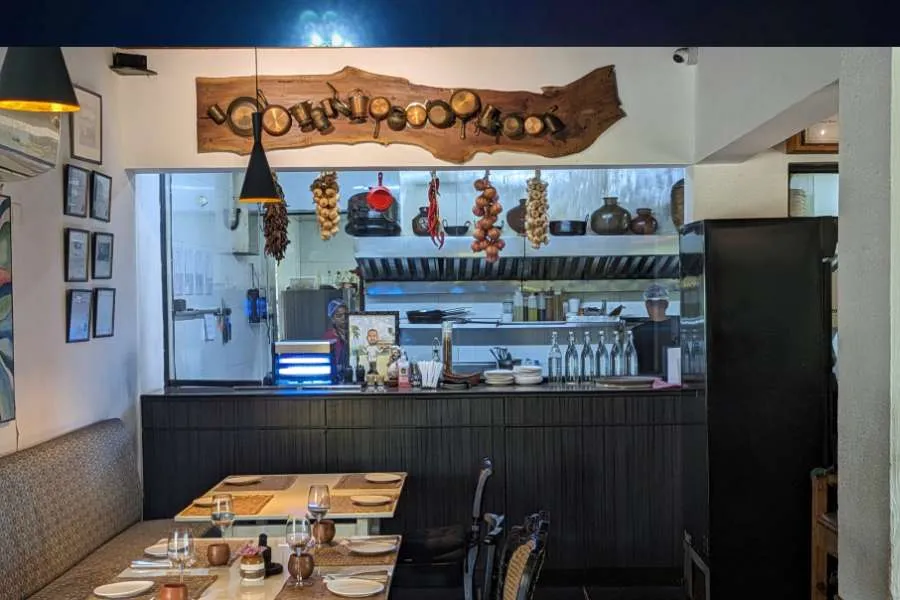 The Best 5 Must-Visit Restaurants in India| PMN Patralok