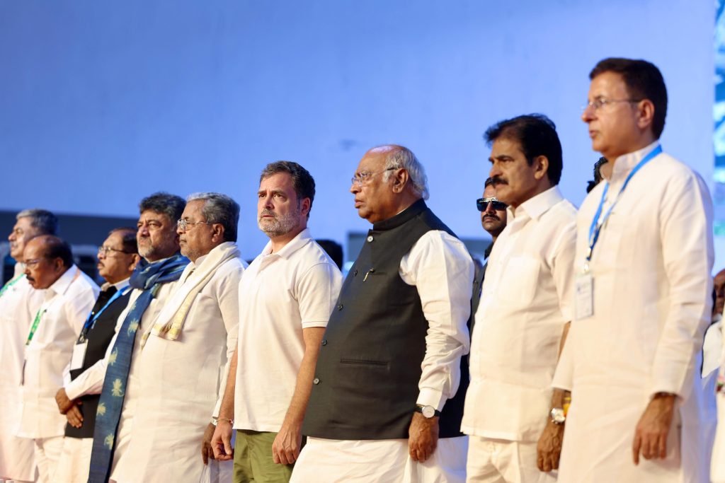 Senior Congress leaders, including Rahul Gandhi and Mallikarjun Kharge, standing together on stage at the ‘Vote Adhikar Rally’ in Bengaluru | PMN Patralok