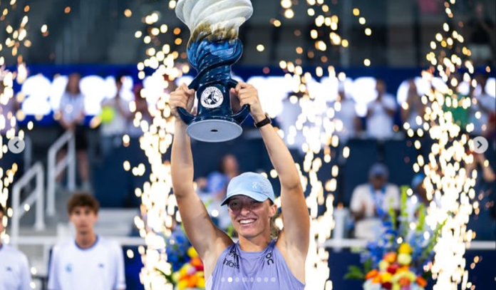 Swiatek Beats Paolini For Maiden Cincinnati Crown | PMN Patralok