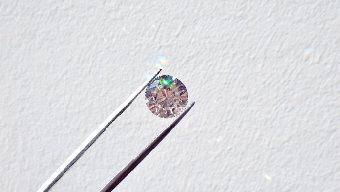 Breaking The Sparkle: Inside The Diamond Monopoly