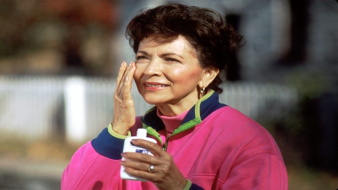 Can sunscreen cause you cancer?